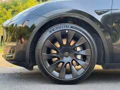 Tesla Model Y Standard Range RWD - ფოტო 15