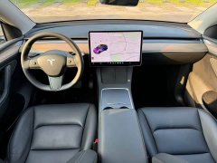 Tesla Model Y Standard Range RWD - ფოტო 9