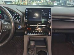 Toyota Avalon 2019 Hybrid 2.5L Luxury National VI - ფოტო 12