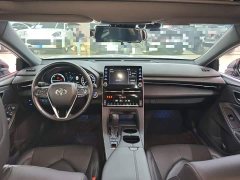 Toyota Avalon 2019 Hybrid 2.5L Luxury National VI - ფოტო 9
