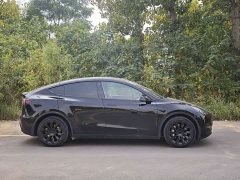 Tesla Model Y 2023 Long Range All-Wheel Drive - ფოტო 4