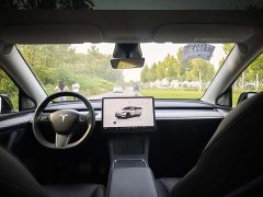 Tesla Model Y 2023 Long Range All-Wheel Drive - ფოტო 8