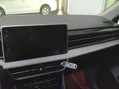 Volkswagen Tiguan L 380TSI Automatic AWD R-Line Comfort 7-Seater - ფოტო 9