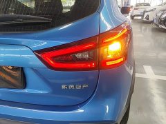 Nissan Qashqai 2.0L CVT Luxury - ფოტო 7