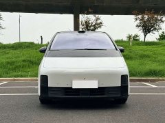 Li Auto MEGA Home Family Edition - ფოტო 2