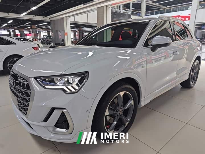 Audi Q3 35 TFSI Fashion Dynamic