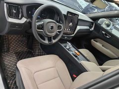 Volvo XC60 B5 AWD Smart Luxury Edition - ფოტო 5