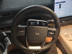 Li Auto MEGA Home Family Edition - ფოტო 10