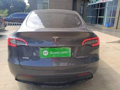 Tesla Model Y Rear-Wheel Drive - ფოტო 6