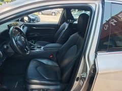 Toyota Camry 2.5G Luxury Edition - ფოტო 14