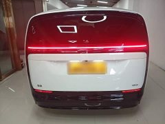 Li Auto MEGA Ultra Smart Refresh Edition - ფოტო 5