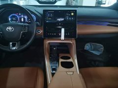 Toyota Camry Hybrid 2.0L Premium - ფოტო 12