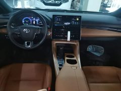 Toyota Camry Hybrid 2.0L Premium - ფოტო 9