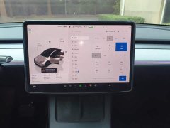 Tesla Model Y Long Range All-Wheel Drive - ფოტო 12