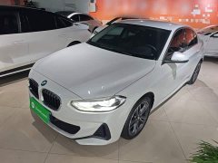 BMW 1 Series 120i M Sport - ფოტო 1