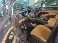 Denza BYD Denza D9 DM-i 1050 Premium - ფოტო 14