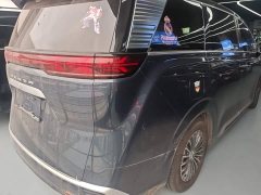 Denza BYD Denza D9 DM-i 1050 Premium - ფოტო 7