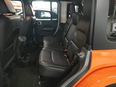 Jeep Wrangler 2.0T Sahara Four-Door - ფოტო 12