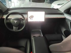 Tesla Model Y Rear-Wheel Drive - ფოტო 10