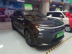 Li Auto L6 Pro Smart Refresh Edition - ფოტო 3