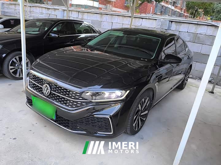 Volkswagen Passat 330TSI Starry Sky Elite - ავტომობილი ჩინეთიდან