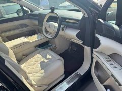 NIO ES8 Six-Seat Executive Luxury Edition - ფოტო 8