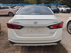 Nissan Teana 2.0L XL Comfort - ფოტო 5