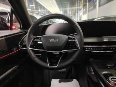 Cadillac XT5 2025 2.0T Luxury - ფოტო 11