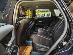 Lincoln Explorer 2.0T Two-Wheel Drive Premium - ფოტო 10