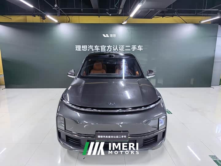 Li Auto L8 Ultra Smart Refresh Edition