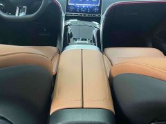 Mercedes-Benz GLC 2023 GLC 260 L 4MATIC Dynamic 5-Seater - ფოტო 20