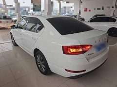 Skoda Octavia 1.5L Automatic Comfort - ფოტო 4