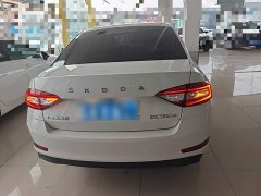 Skoda Octavia 1.5L Automatic Comfort - ფოტო 5