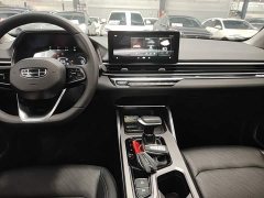 Geely Emgrand 2022 4th Generation 1.5L CVT Luxury - ფოტო 13