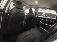 Geely Emgrand 2022 4th Generation 1.5L CVT Luxury - ფოტო 16