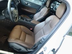 Volvo S60 B4 Smart Luxury Edition - ფოტო 15