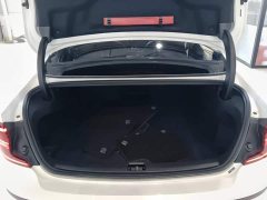Volvo S60 B4 Smart Luxury Edition - ფოტო 19
