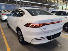 BYD Qin PLUS Glory Edition DM-i 55KM Leading - ფოტო 4