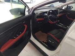 Geely Emgrand S 1.4T CVT Luxury - ფოტო 11