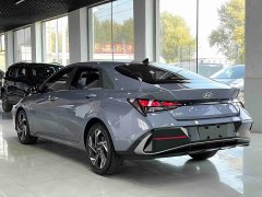 Hyundai Elantra 1.5L CVT GLX Elite - ფოტო 14