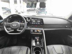 Hyundai Elantra 1.5L CVT GLX Elite - ფოტო 6