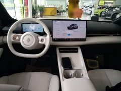 Baojun Yunhai 140km Plug-in Hybrid - ფოტო 10