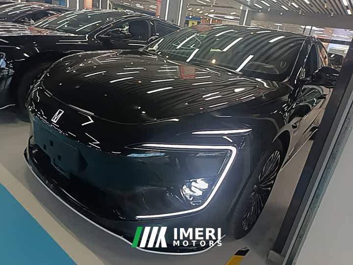 Avatr 12 Ultra Pure Electric AWD