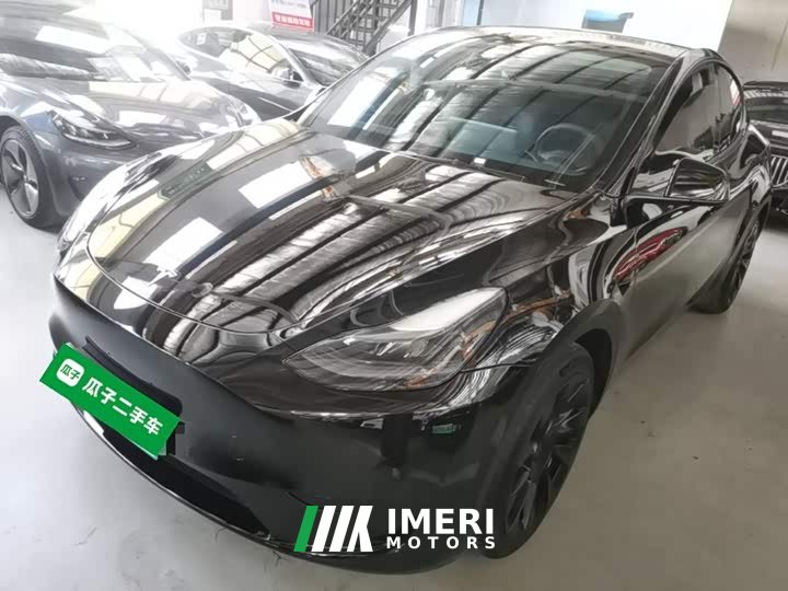 Tesla Model Y Rear-Wheel Drive