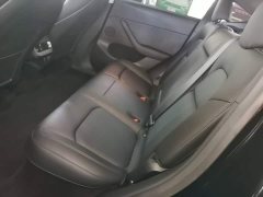 Tesla Model Y Rear-Wheel Drive - ფოტო 17