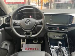 Volkswagen Taos 280TSI FWD Luxury Smart Connected Edition - ფოტო 10