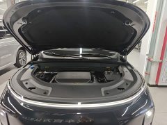 Li Auto L9 Ultra Smart Refresh Edition - ფოტო 19