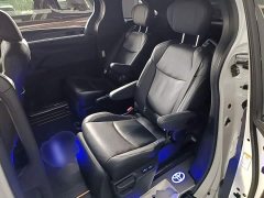 Toyota Sienna 2021 2.5L Hybrid Premium Edition - ფოტო 16