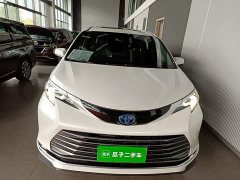 Toyota Sienna 2021 2.5L Hybrid Premium Edition - ფოტო 2