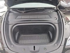 Tesla Model Y Long Range All-Wheel Drive - ფოტო 19